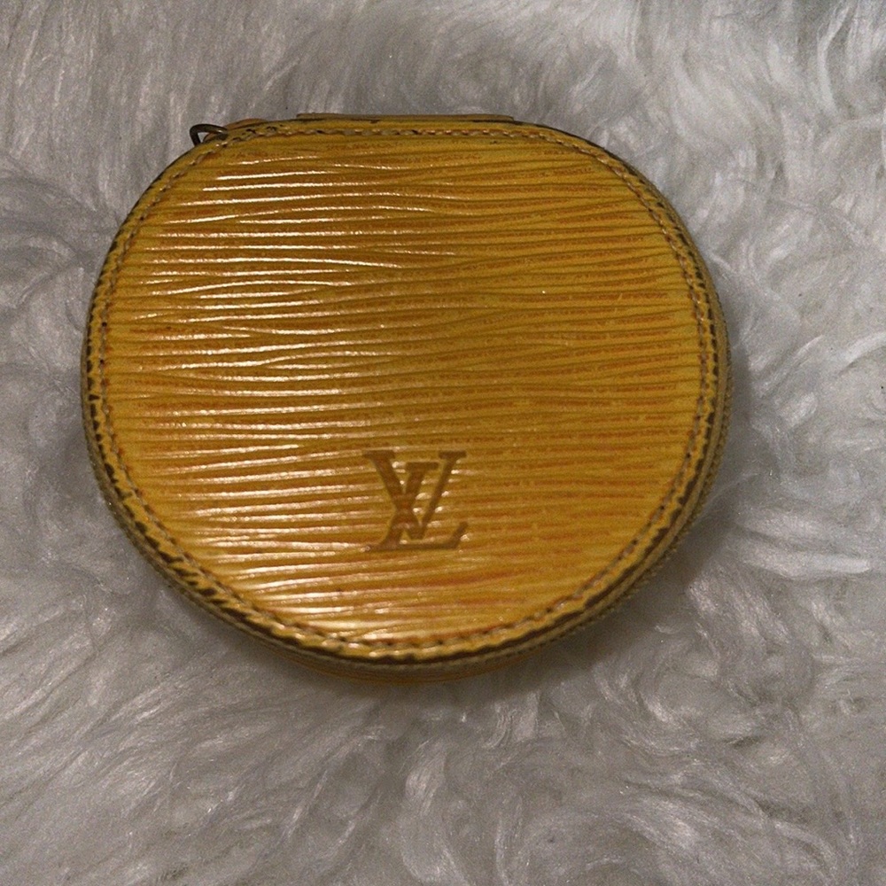 Louis Vuitton Epi Ecrin 8 Bijoux Jewelry Case in yellow GUC - Picture 4 of 11